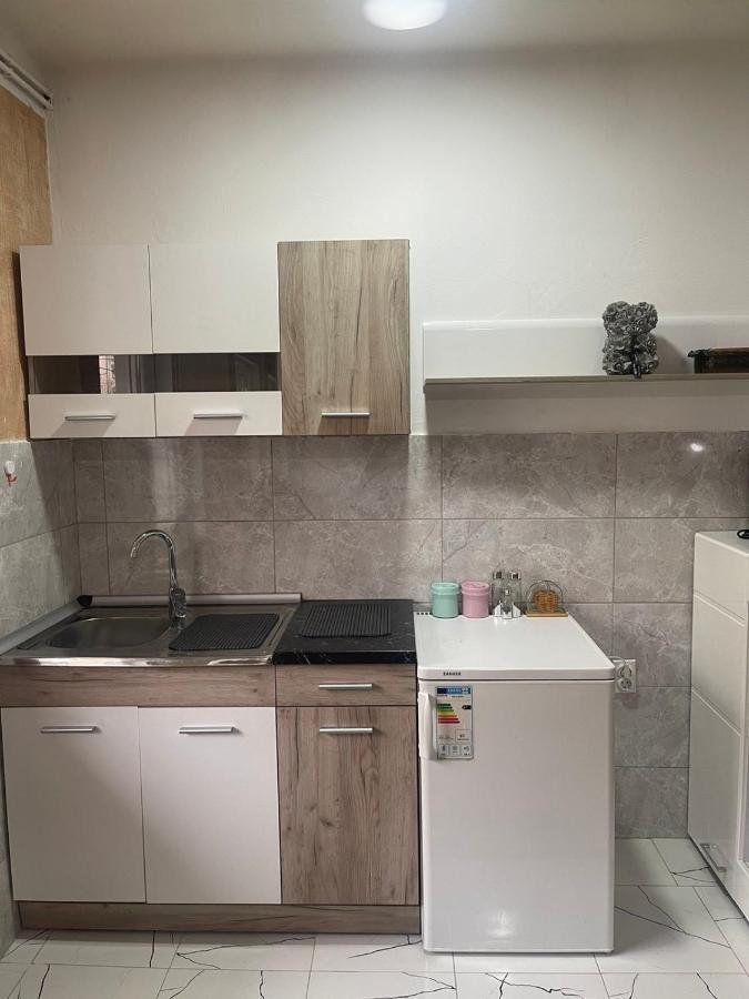 Aloha Apartment ノヴィ・パザル エクステリア 写真