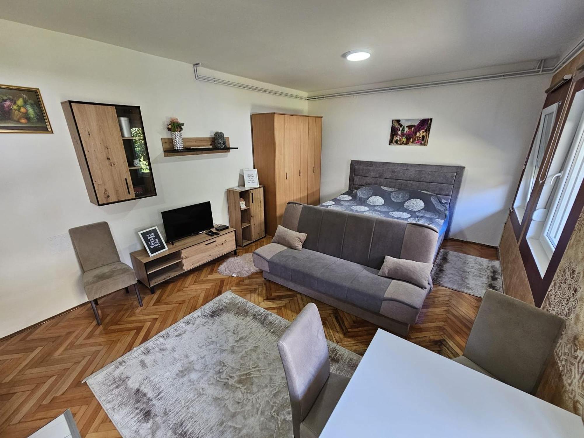 Aloha Apartment ノヴィ・パザル エクステリア 写真